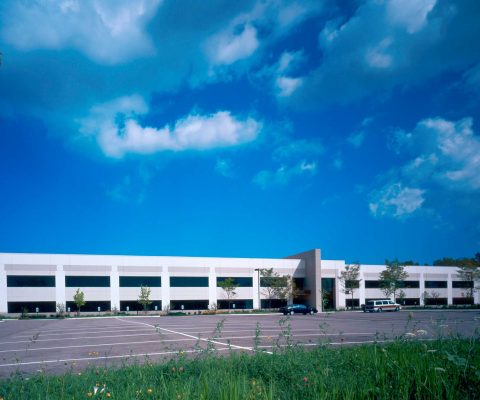 Exterior of Aon Hewitt professional services building
