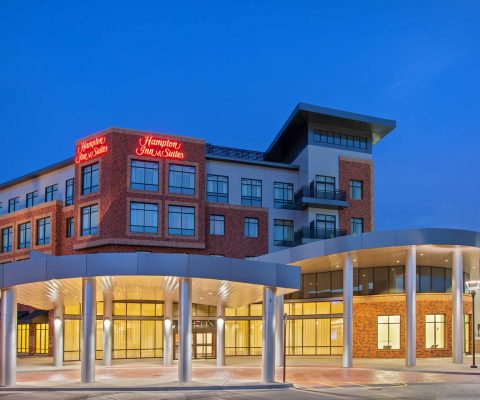 Entrance to Hampton Inn & Suites